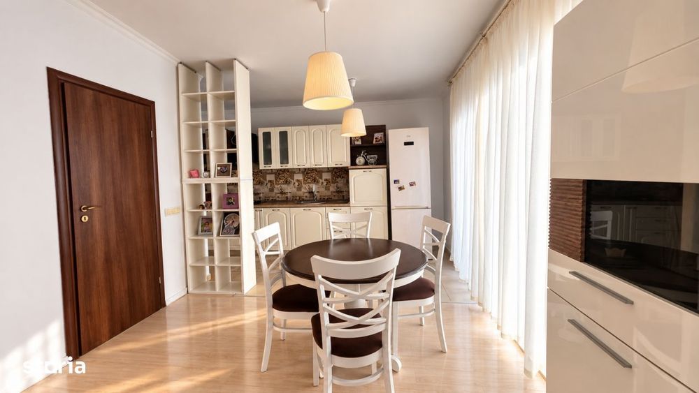 2 camere Felicity, et. 1, centrala, loc parcare.