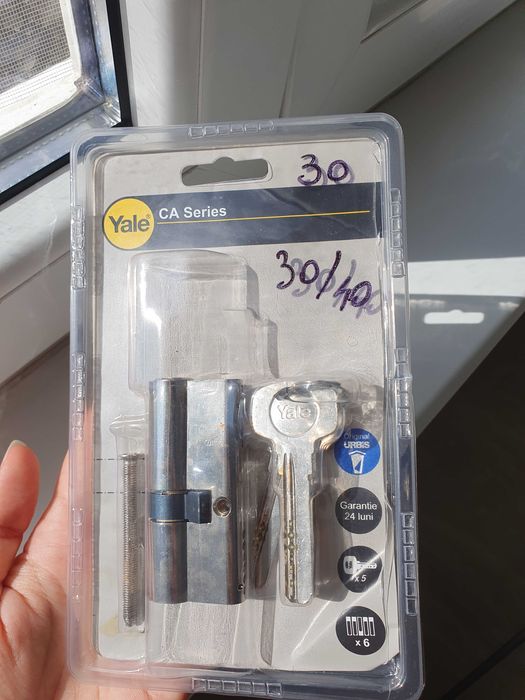 Butuc Yale original 30/40 cilindru chei amprentate