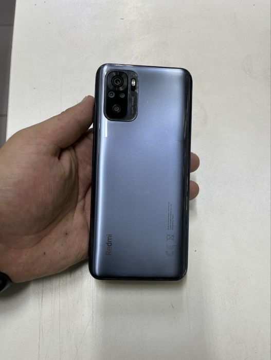 Продам Xiaomi Redmi Note 10 128Gb в очень хорошем состоянии