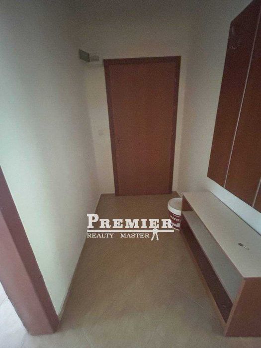 Продава се Двустаен апартамент в к.к. Слънчев бряг - 65 кв.м за 1000 €/кв.м - Снимка #2