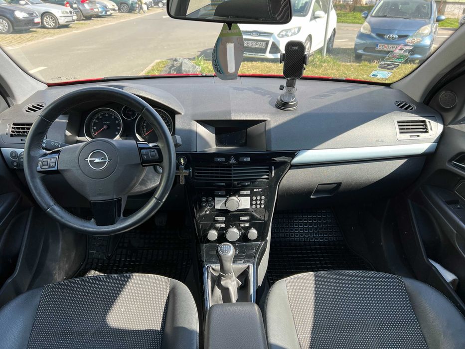 Opel Astra H 1.6 benzina 2009