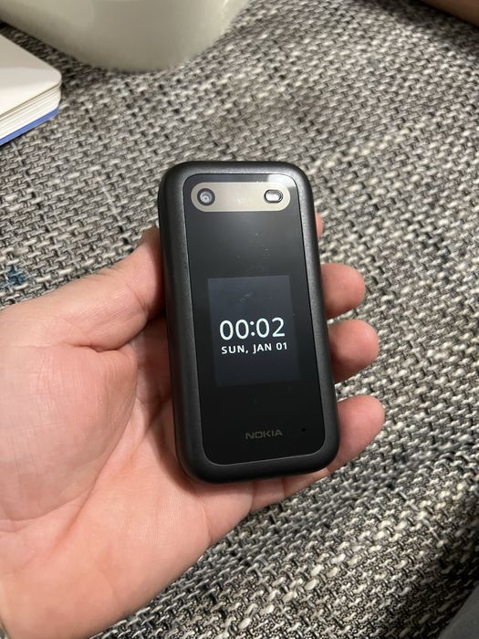 Nokia 2660 Flip – Ca nou – Cu încărcător