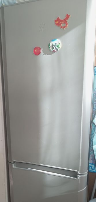 Холодильник сатылады срочна