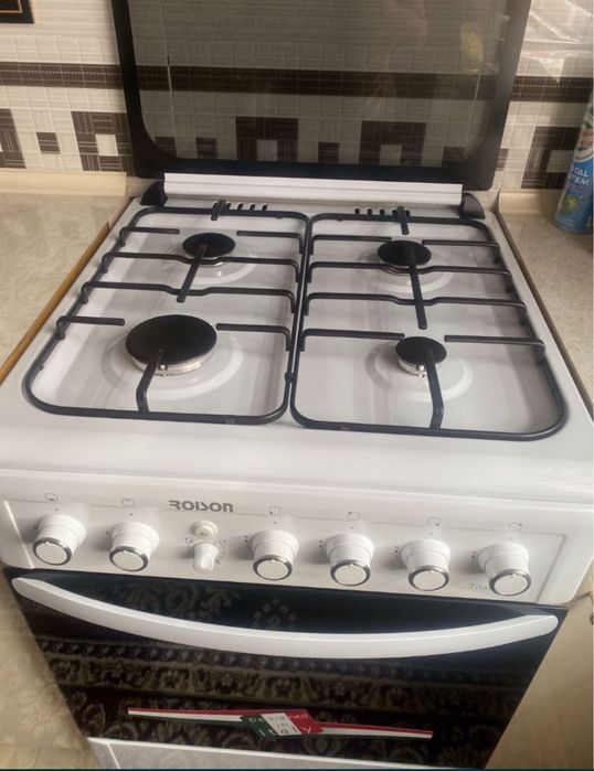 Газ плита ройсин витичкаси билан сотилади