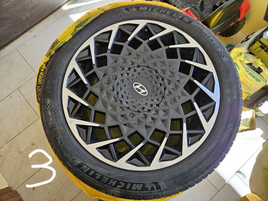 Джанти 20" с гуми оригинални, Hyundai Ioniq 5