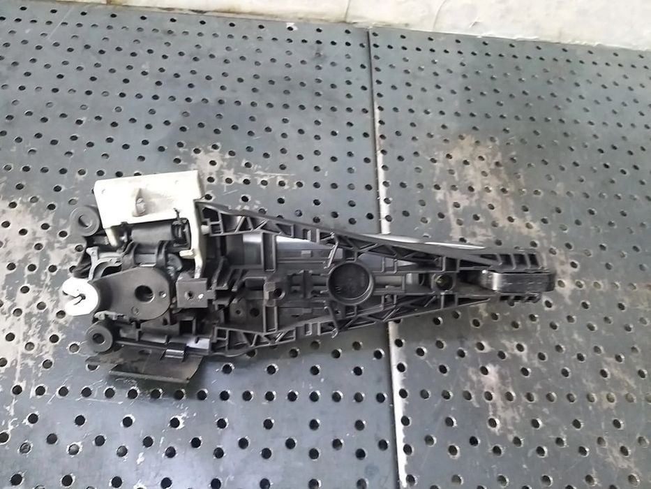 Maner usa stanga fata opel astra j 94002321 4110152 14096201lh