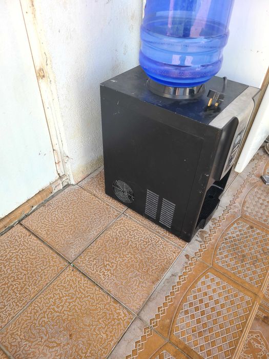 Продам куллер для воды