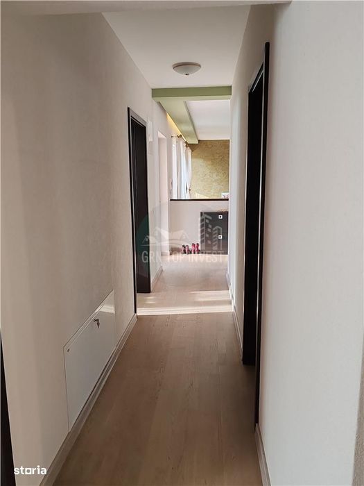 Casa stil mediteranean 3 camere 2 bai curte 790mp zona Cetate