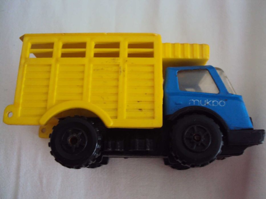 Камиончета Микро Мир. От 1984 година