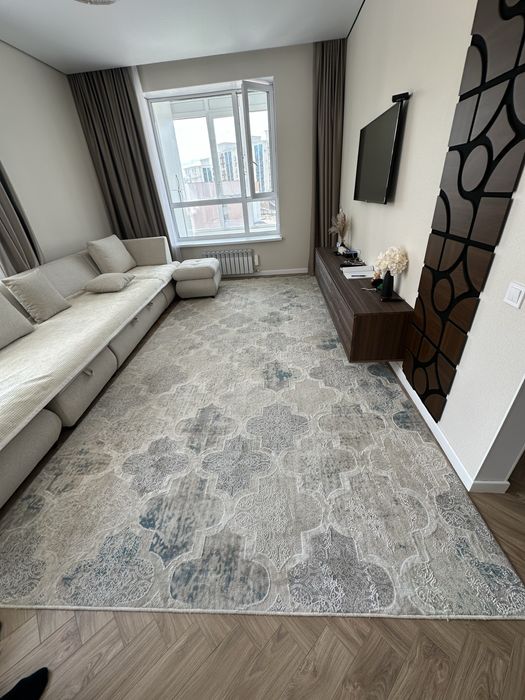 Продаётся ковер! (4,5 х 2,5 м)