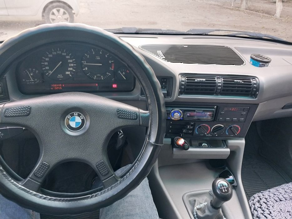Срочно Продаётся BMW E34