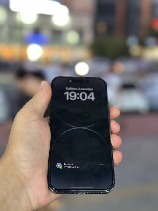 Iphone 14 pro qora rangda