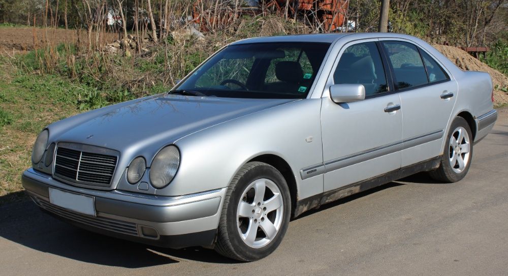 НА ЧАСТИ!!! Mercedes W210 E300Td Седан / Мерцедес В210