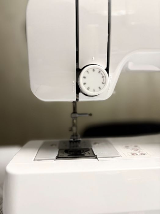 Masina de cusut Brother