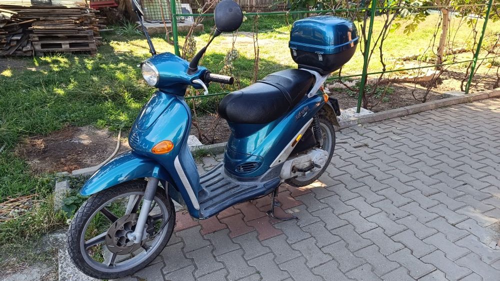 Piaggio Liberty 49 CC .. fiscal