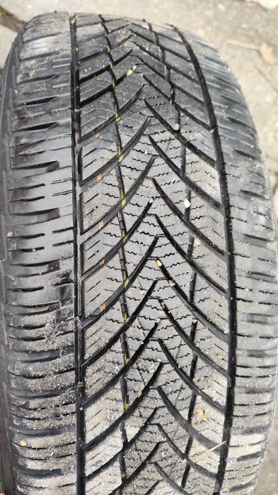 4 x Roti 16'' Mazda OEM, cu anvelope All Season