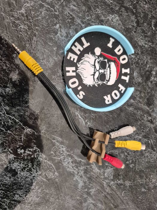 Scart кабел плюс още един