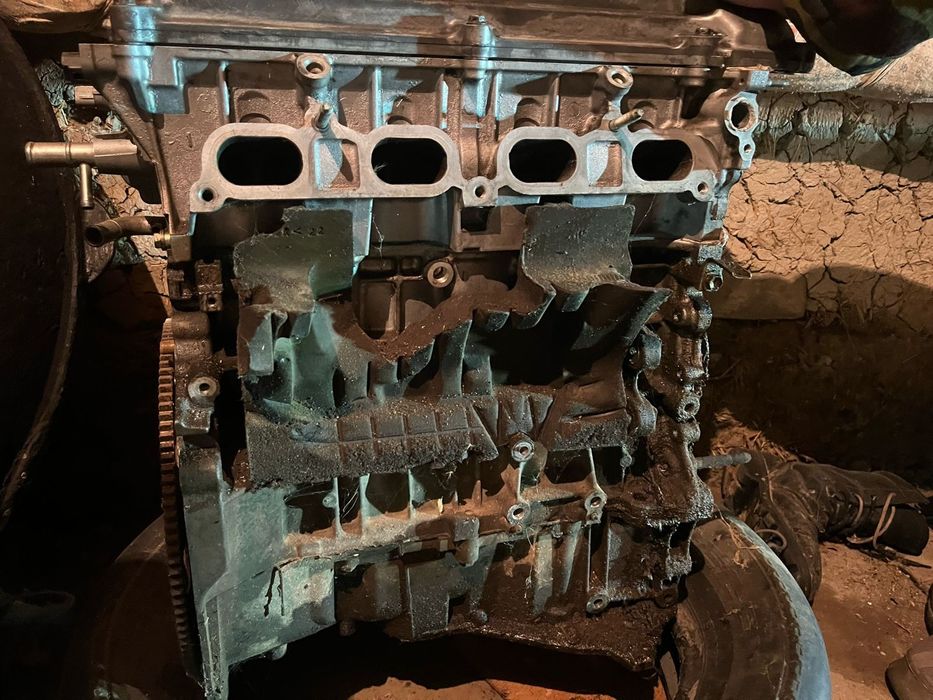 Матор тайота 2.4