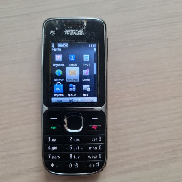 Vand telefon nokia C2