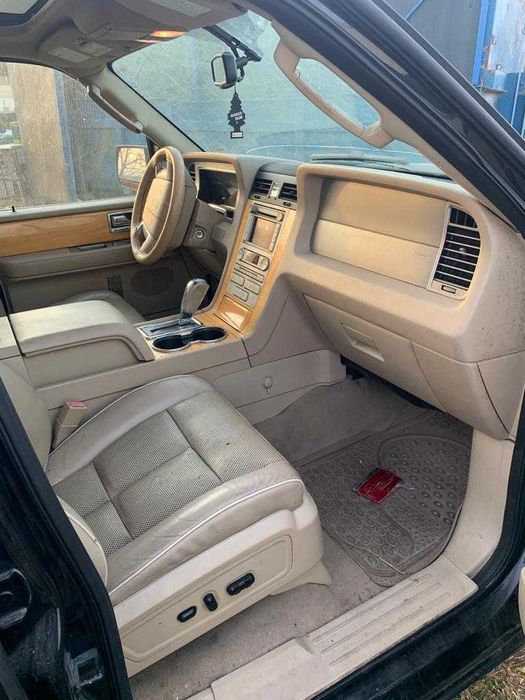 dezmembrez lincoln navigator 2008