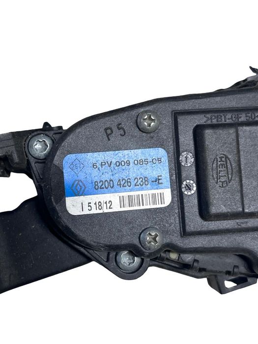 Pedala de acceleratie RENAULT TWINGO II CN0_ 2007 -> 8200426238
