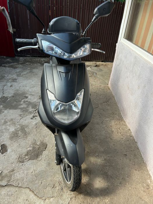 Scuter electric Ztech ZT 27-C-4