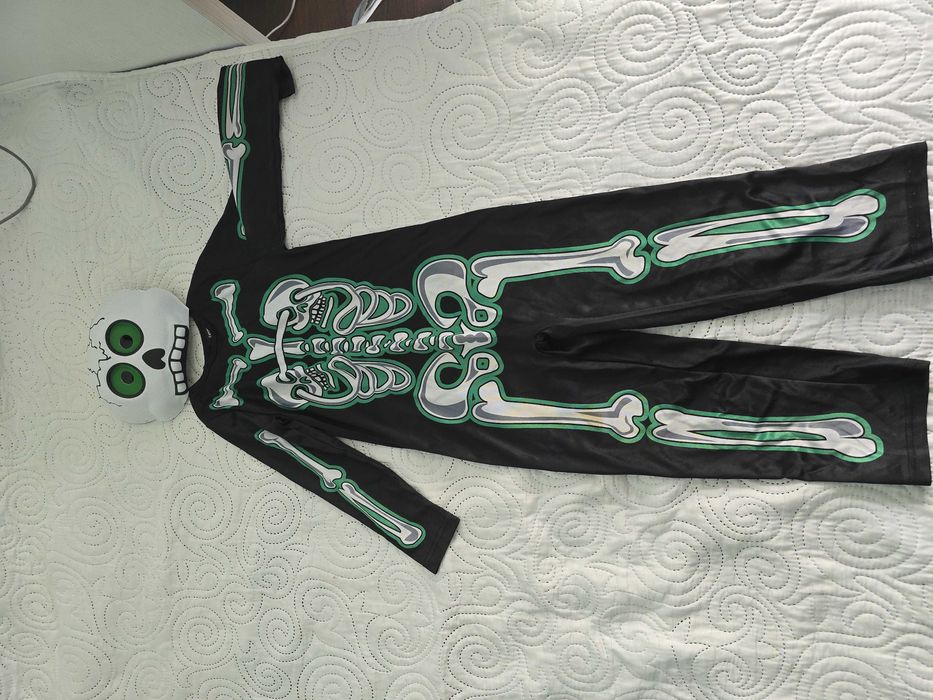Costume Haloween 5-6 ani scheleti cu oase -