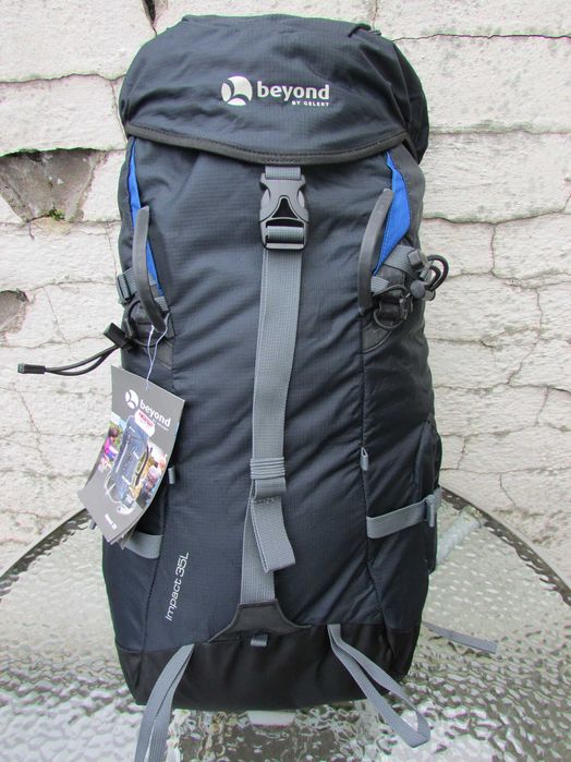 Туристическа раница Gelert Beyond Impact 35 L