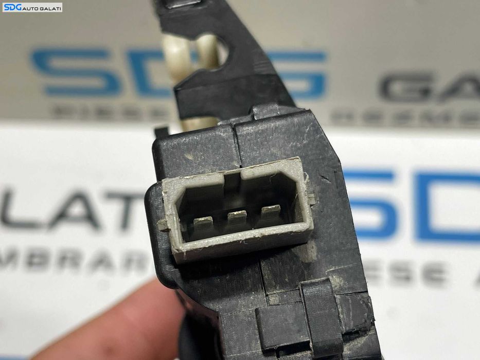 Broasca Incuietoare pentru Hayon Haion Portbagaj Seat Exeo Berlina Sedan 2009 - 2014 Cod 4F5827505D [B3333]