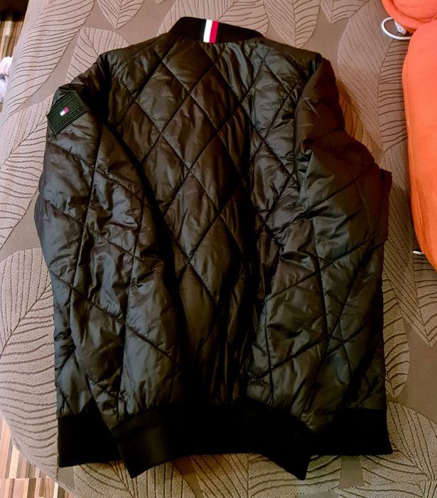 Яке бомбър Tommy Hilfiger