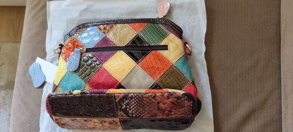 Дамска чанта от естествена кожа