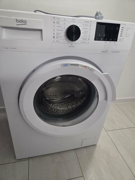 Продавам пералня beko