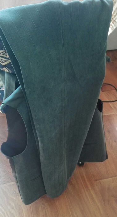 мъжки костюм четири части