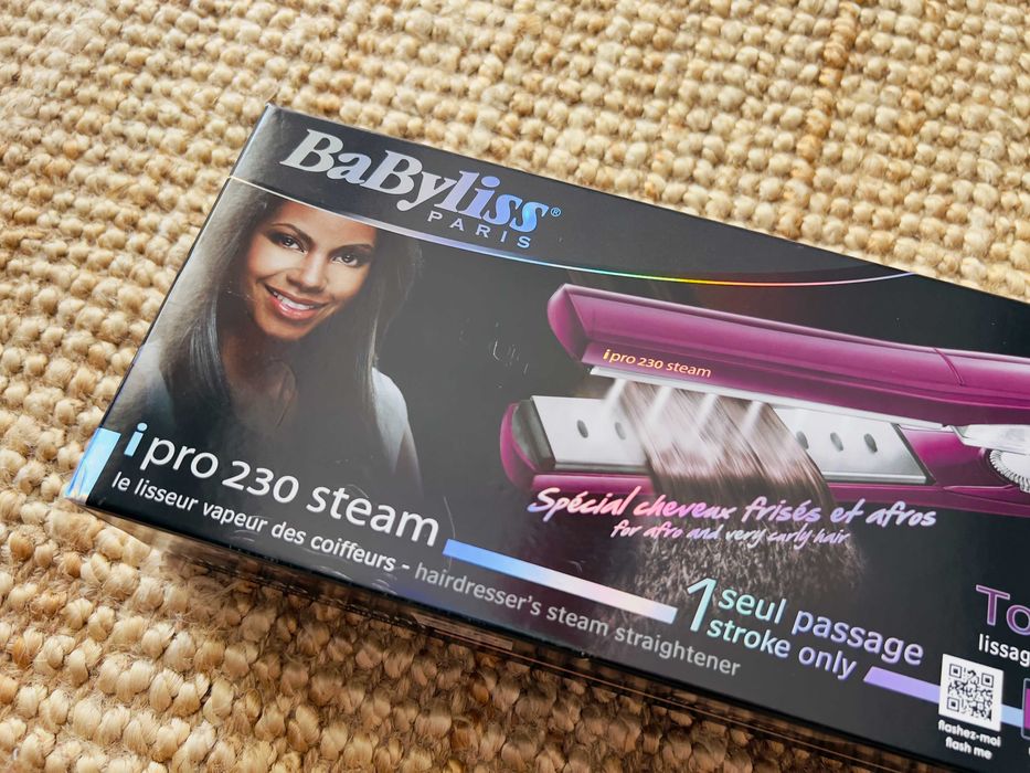 Placă de îndreptat părul BaByliss Paris Pro Steam Ceramic Intense ST292E 10 trepte temperatură, 2 trepte intensitate aburi – ca nouă