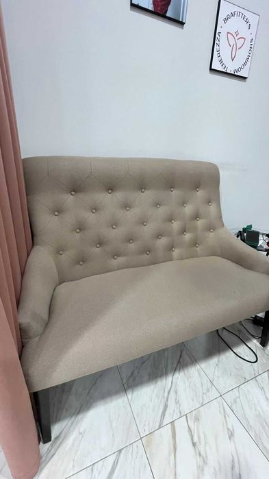 Продам диванчик в хорошем состоянии