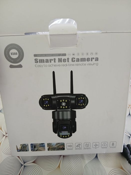 Тройна WIFI камера