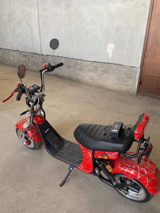 Elektra skuter 7777