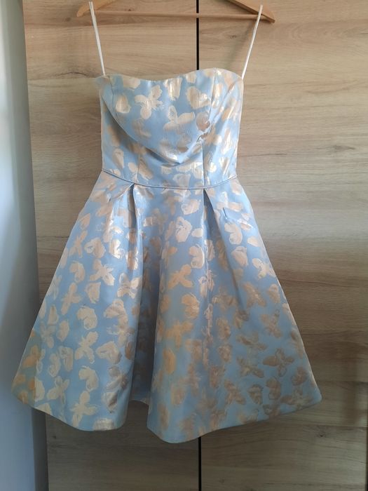 Коктейлна рокля SHERRI HILL