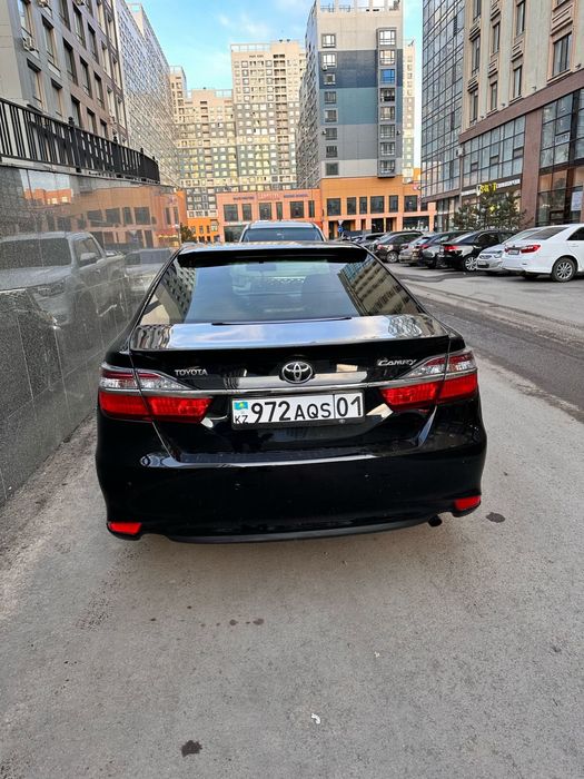 Toyota camry 55 (2016)