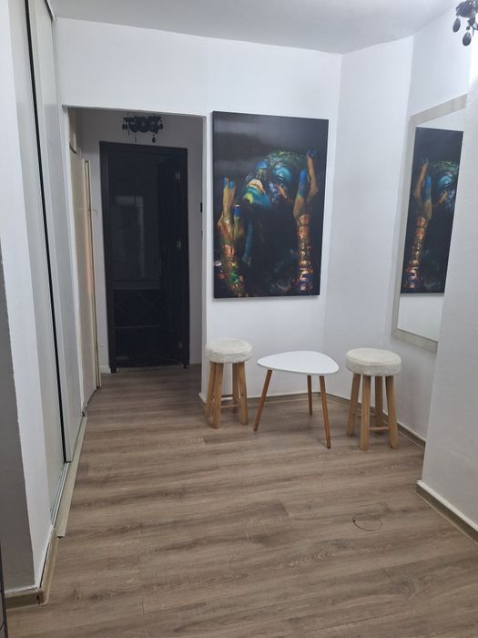 Apartament de inchiriat