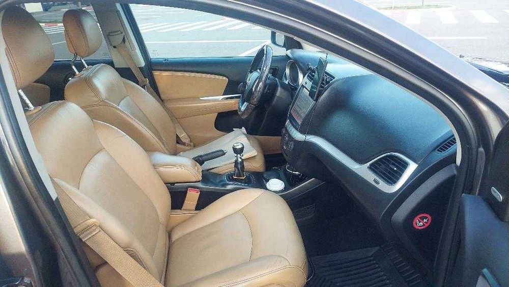 VAND FIAT FREEMONT 2015 Versiunea cu cel mai bun echipamet, IMPECABILA MASINA