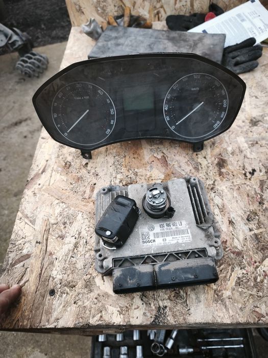 Kit pornire Skoda octavia 2 1.9 TDI BXE 105 cp cu 2 chei