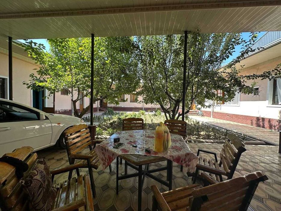 Uyning yarmi quruq yer hisobida sotiladi