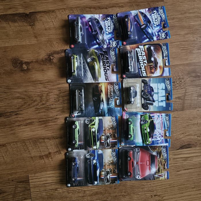 Колички Hot Wheels.