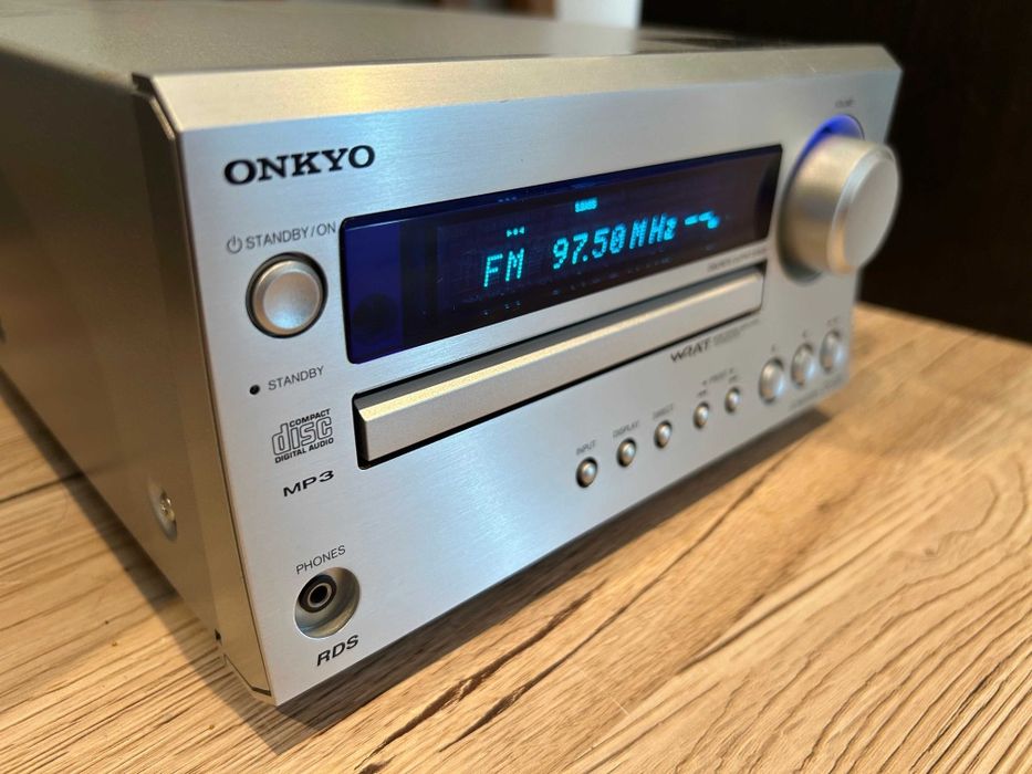 Onkyp CR-325. Premium receiver.Telecomandă. Ca nou. Preț fix !