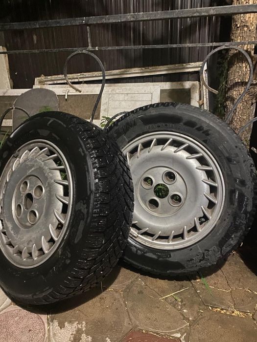 Шины с дисками в хорошем состояни