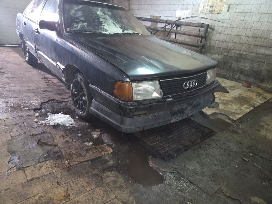 Продам Ауди 100 с3