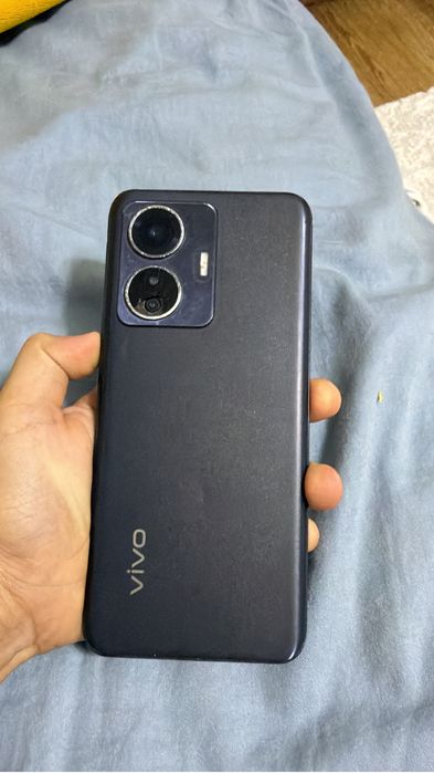 сматфон Y55 виво