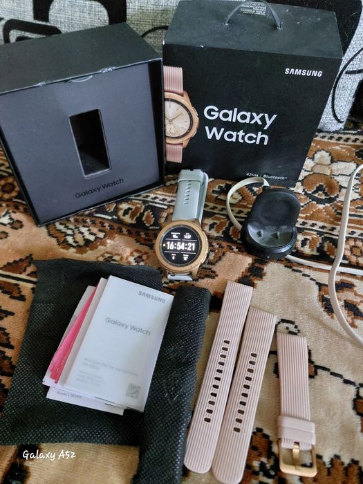 Продам срочно часы