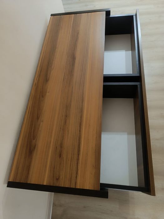 Стефани комод. Россия